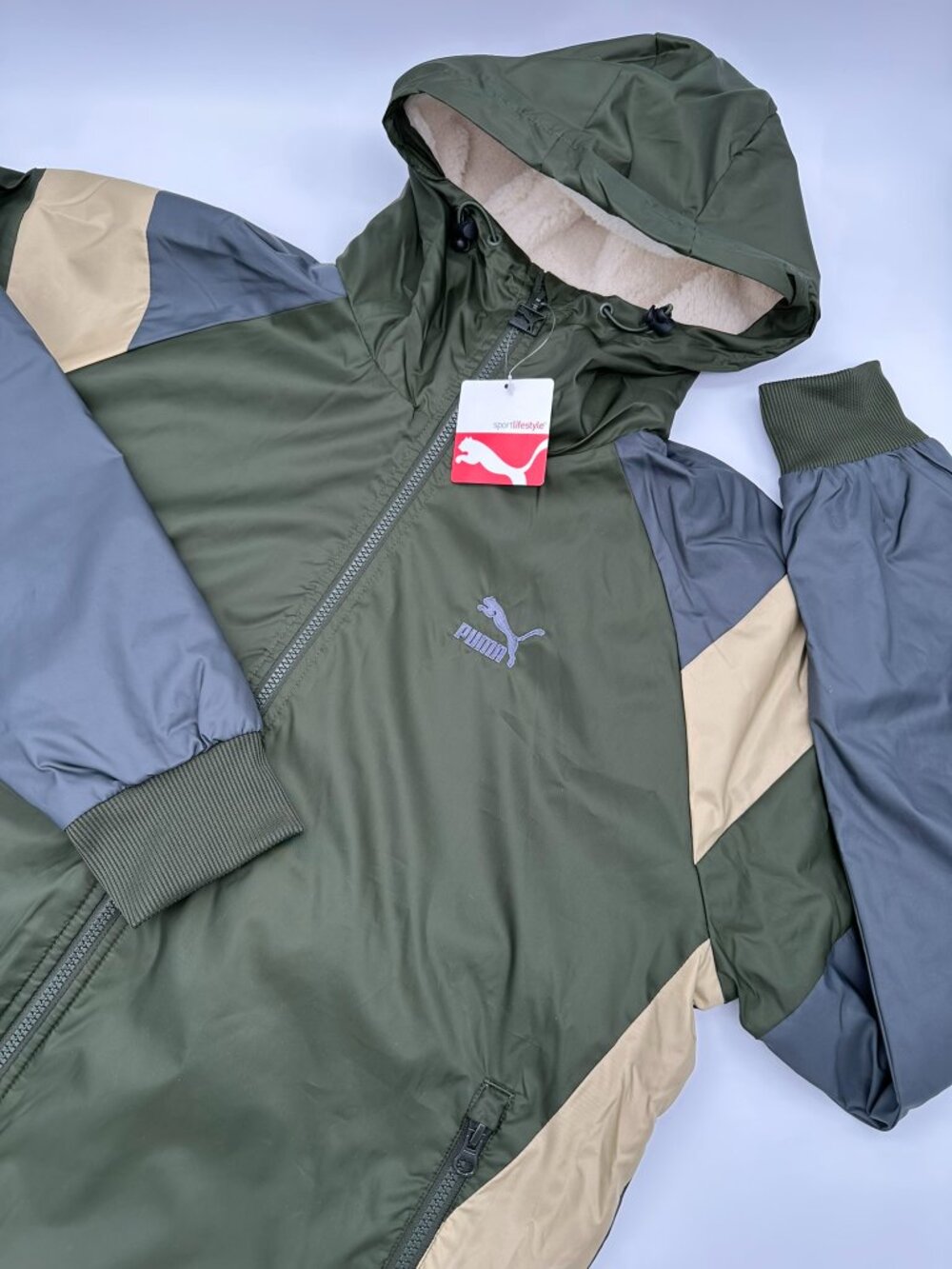 Puma Men's Winterized Winbreaker Hooded Windbreaker Jacket, Size L, Forest Green